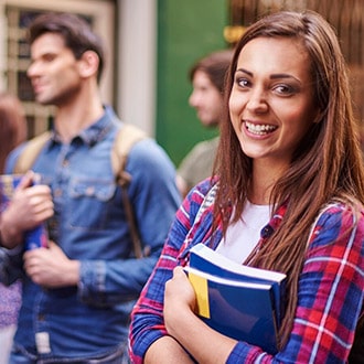 Poursuite d'études en université au Canada